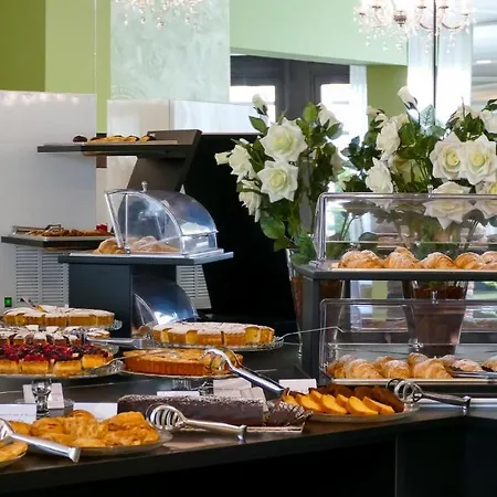 Puccini Hotel 3*