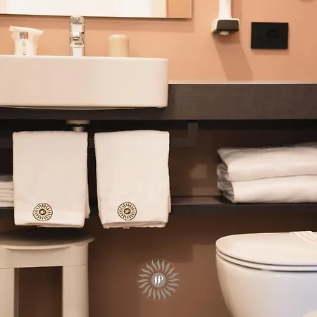 ホテル Puccini ペスキエーラ・デル・ガルダ