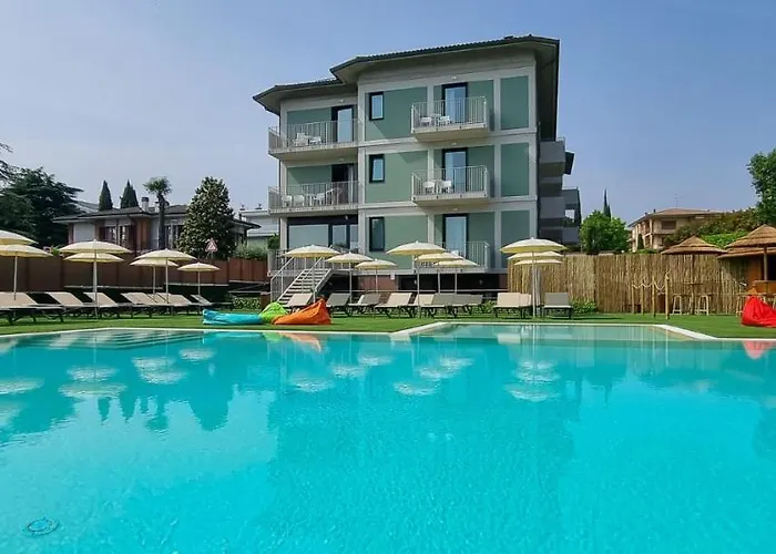 Отель Puccini Пескьера-дель-Гарда