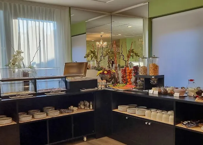 Puccini 3* Πεσκιέρα ντελ Γκάρντα