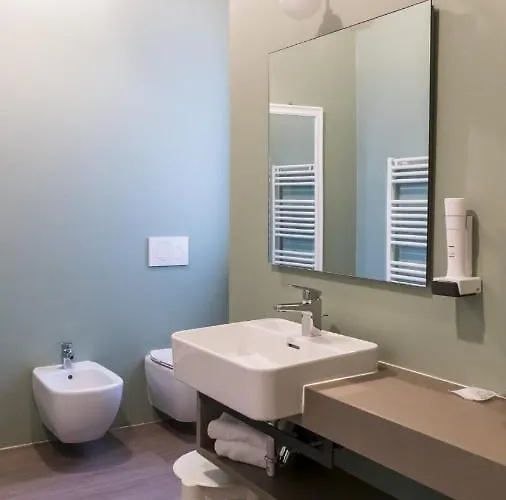 Puccini فندق بسكييرا ديل غاردا