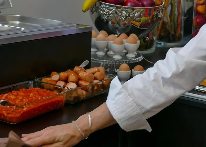 فندق Puccini بسكييرا ديل غاردا